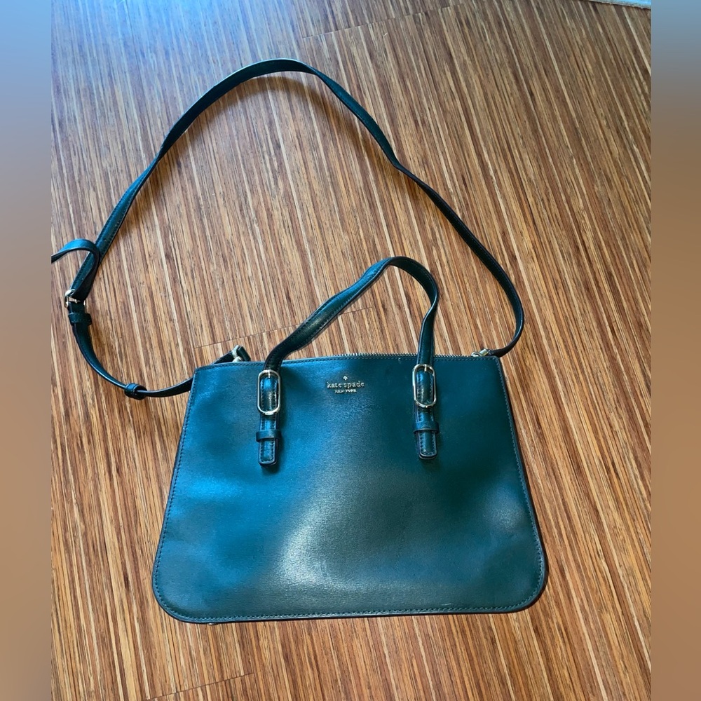 Kate spade Forest green purse. 11.5W X 8H